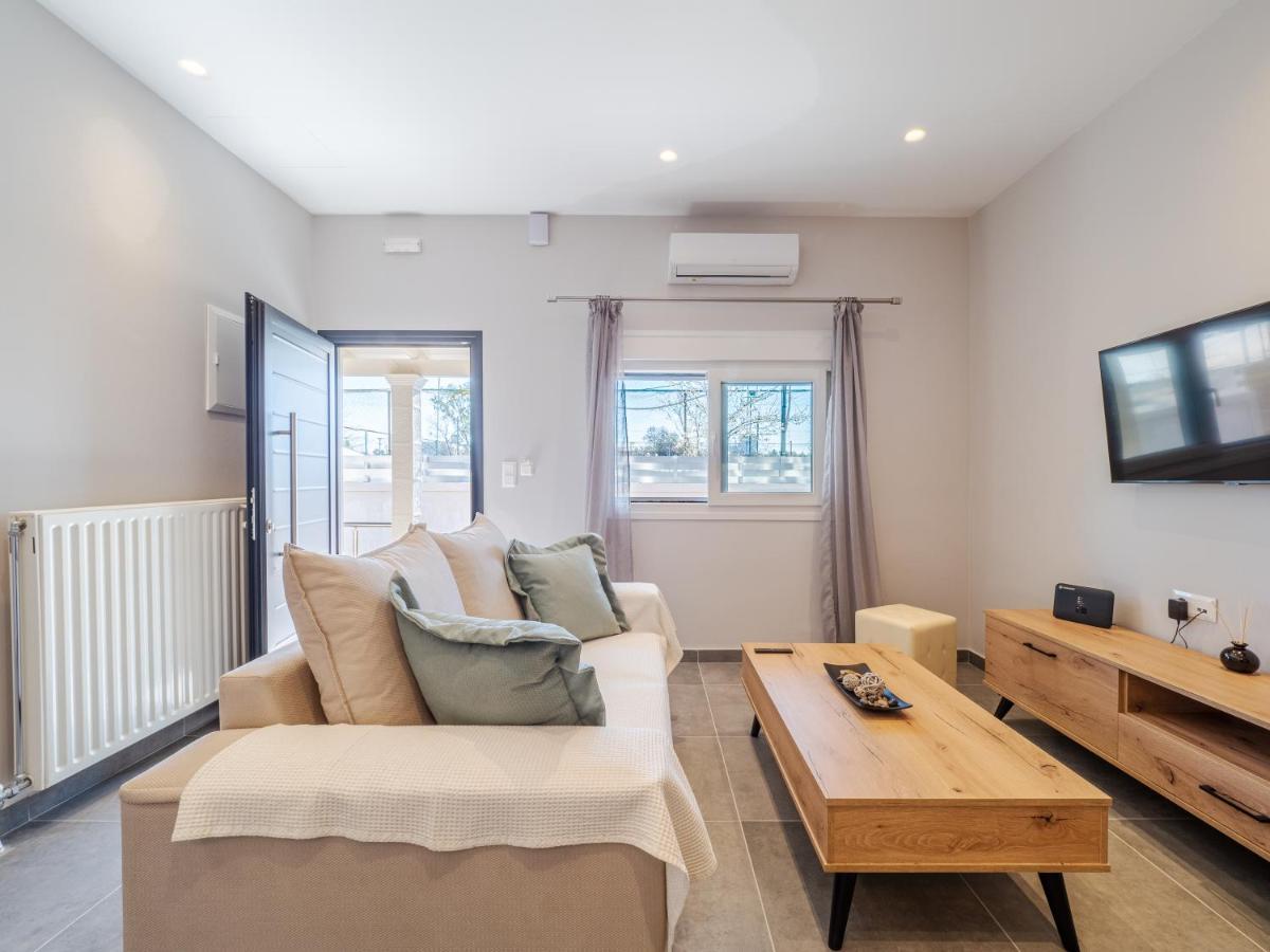 M&K - Maria'S Stylish Apartment Near Alykes Beach Corfu  Экстерьер фото
